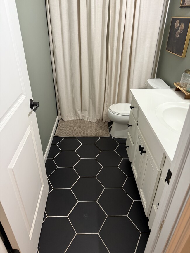 Building Photo - 7481 Autumn Joy Ave