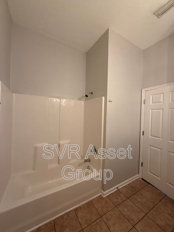 Building Photo - 6111 Maggies Cir