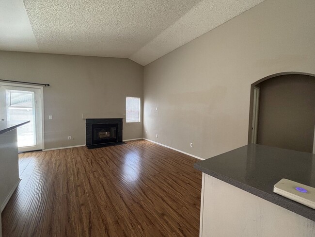 Building Photo - 2516 Starbrite Ave