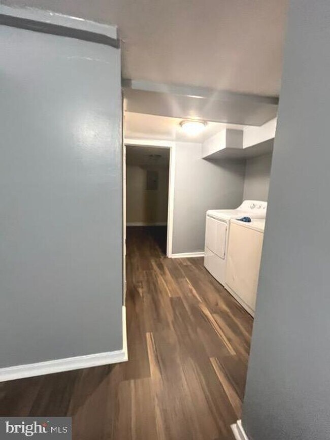 Building Photo - Two Bedroom House In Baltimore City