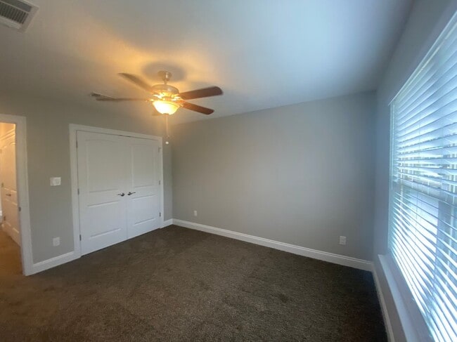 Building Photo - 8461 Laredo St