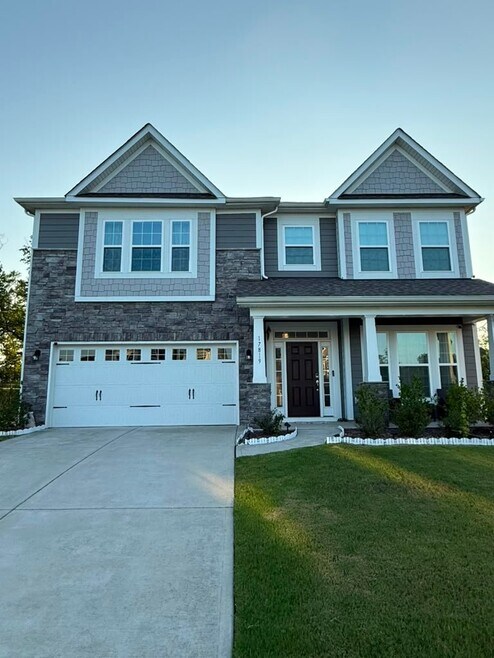 Building Photo - 17819 Summers Walk Blvd