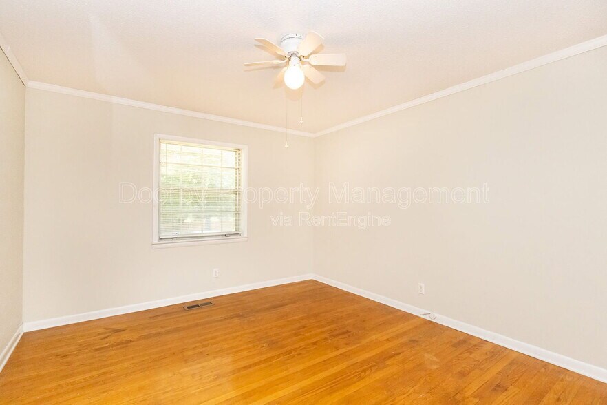 Building Photo - 3907 Kingsbridge Rd