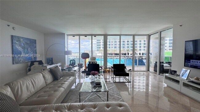 Building Photo - 1800 S Ocean Dr
