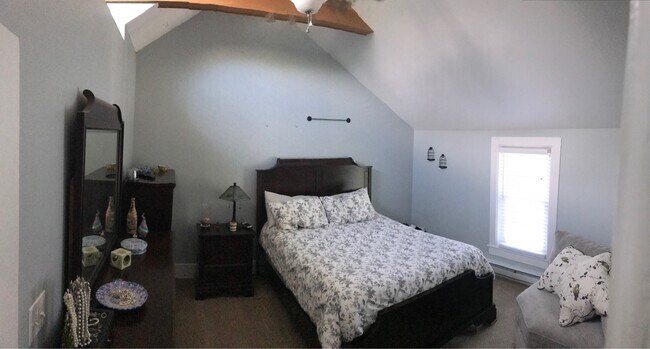 Building Photo - 24 Walnut St