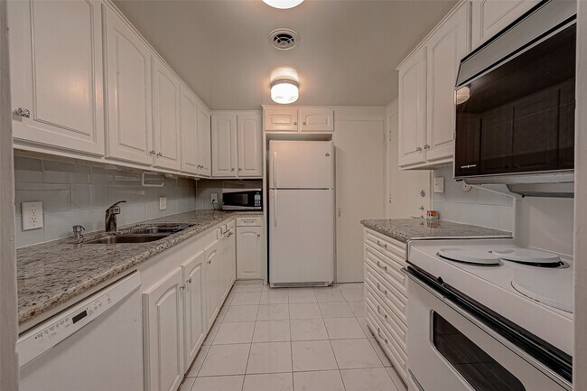 Building Photo - 642 S Ripple Creek Dr