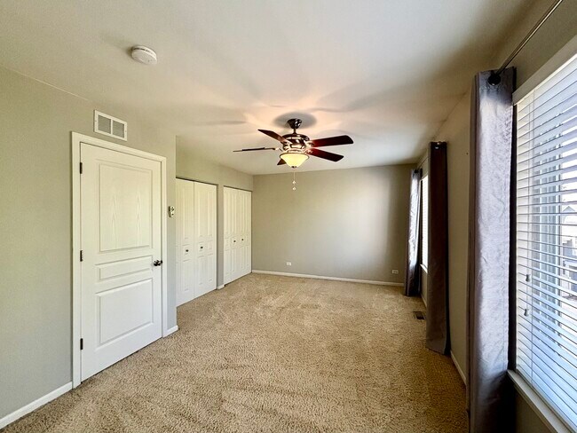 Building Photo - 1634 Windward Dr