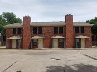 Building Photo - 644 S Rogers Rd