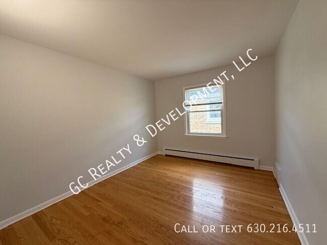 Building Photo - 2701 N Sayre Ave