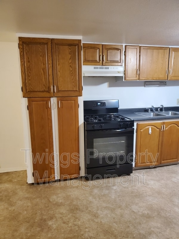 Building Photo - 107 Gumbo Dr