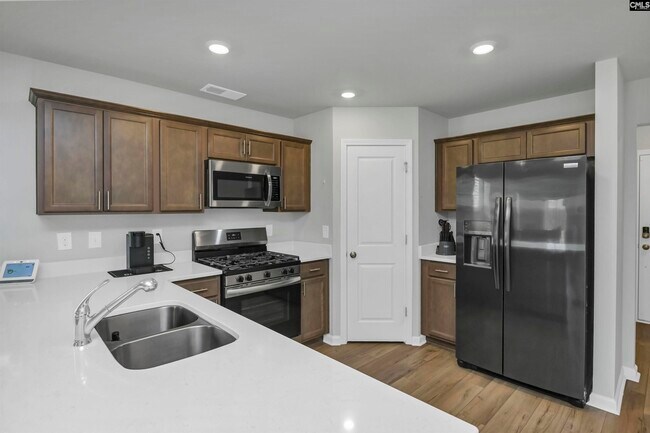 Building Photo - 620 Rothenburg Rd