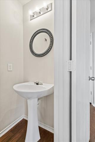 Building Photo - 3920 Malibu Sun Dr