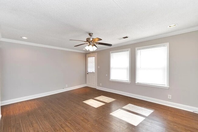 Building Photo - 107 Wheeler Dr