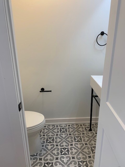 1/2 bath - 809 Main St