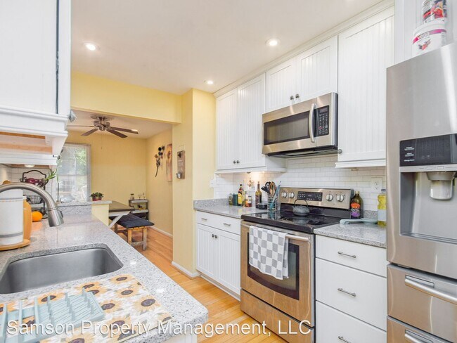 Building Photo - 3 br, 3.5 bath House - 8358 Stationhouse Ct