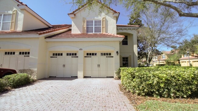 Primary Photo - 6717 Sorrento St