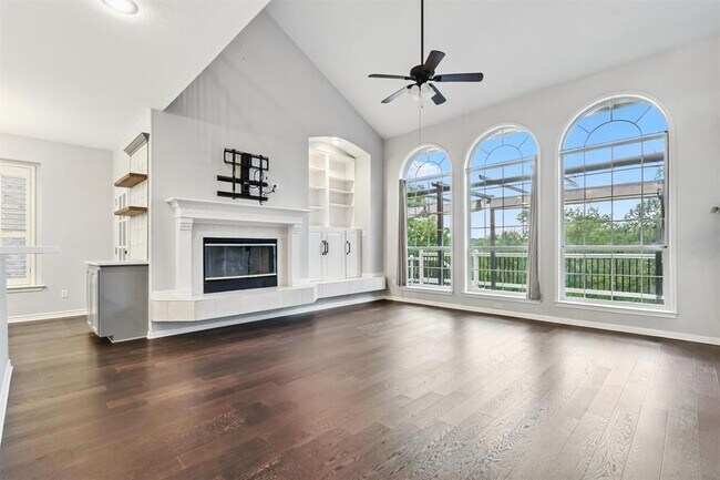 Building Photo - 10116 Scull Creek Dr