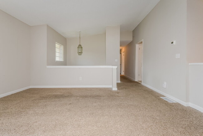 Building Photo - 3826 Dogwood Farm Rd