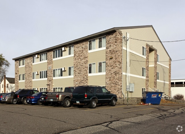 Primary Photo - 410 4th Ave S