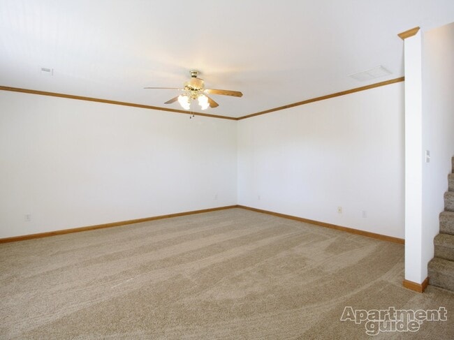 Building Photo - 2524 Waterford Dr