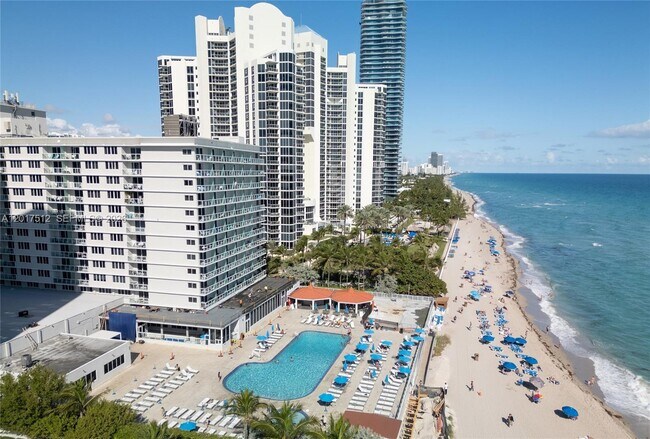 Building Photo - 19201 Collins Ave