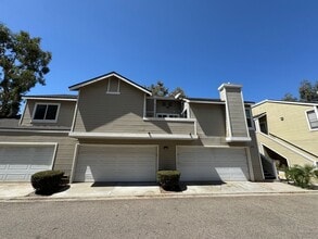 Building Photo - Stunning 2Bd/2Ba Home in Yorba Linda!