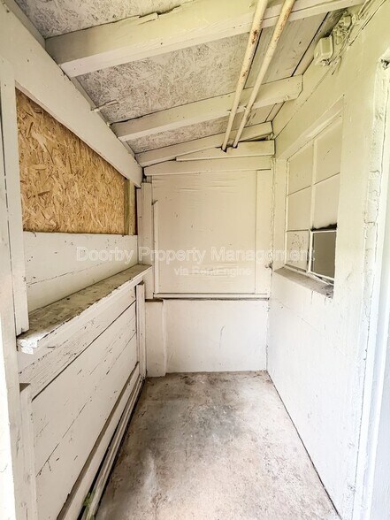 Building Photo - 417 N Hawthorne St