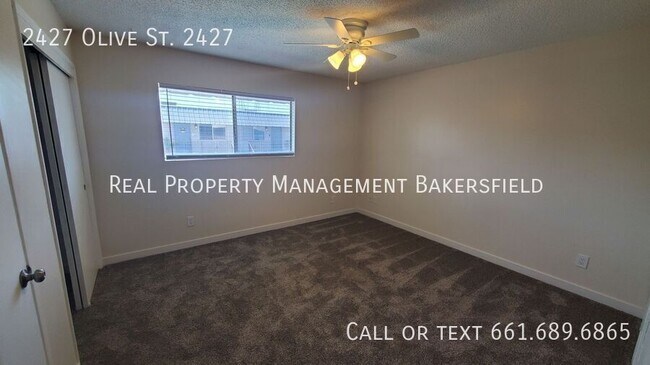 Building Photo - 2427 Olive St