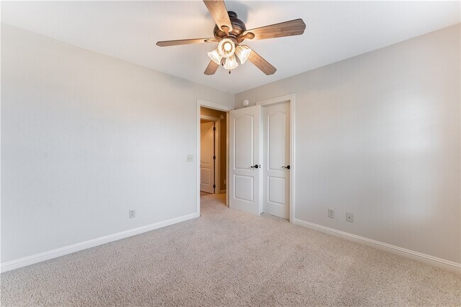 Building Photo - 4103 SE 3rd St