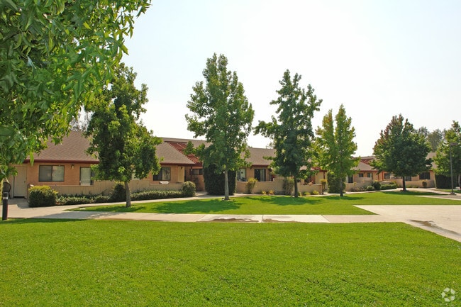 Primary Photo - Poinsettia Street Apartments