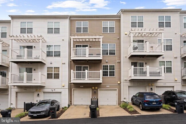 Building Photo - 15259 Leicestershire St
