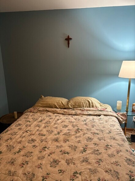 Building Photo - 5534 Wonder Woods Dr