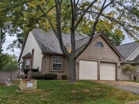 Building Photo - 906 Whisperwood Dr