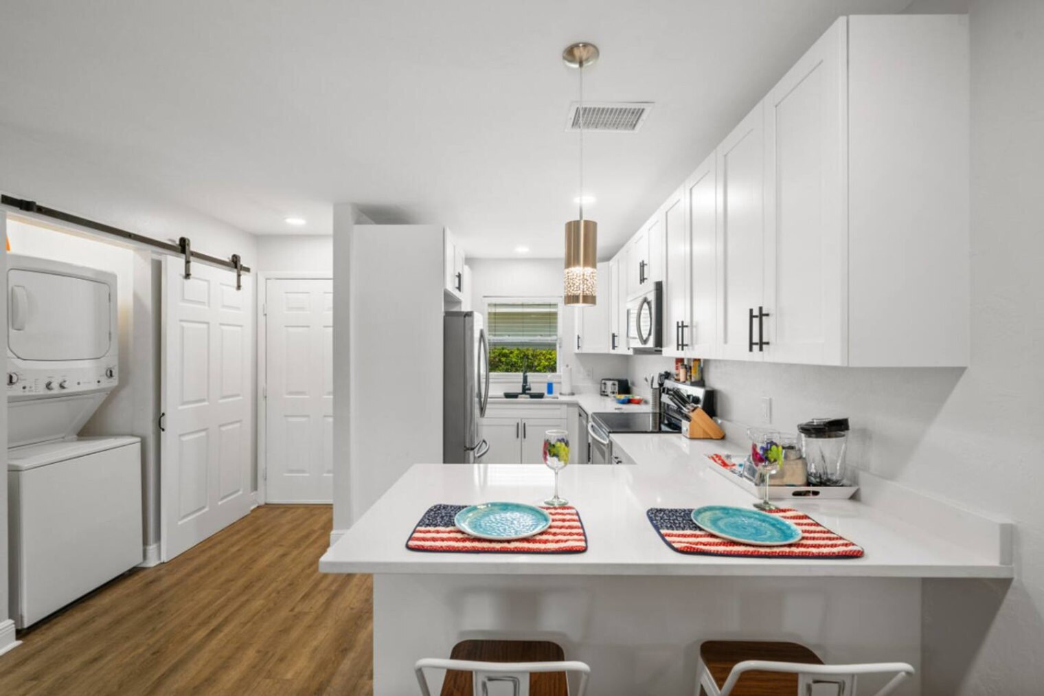 Building Photo - 1019 SE 40th St