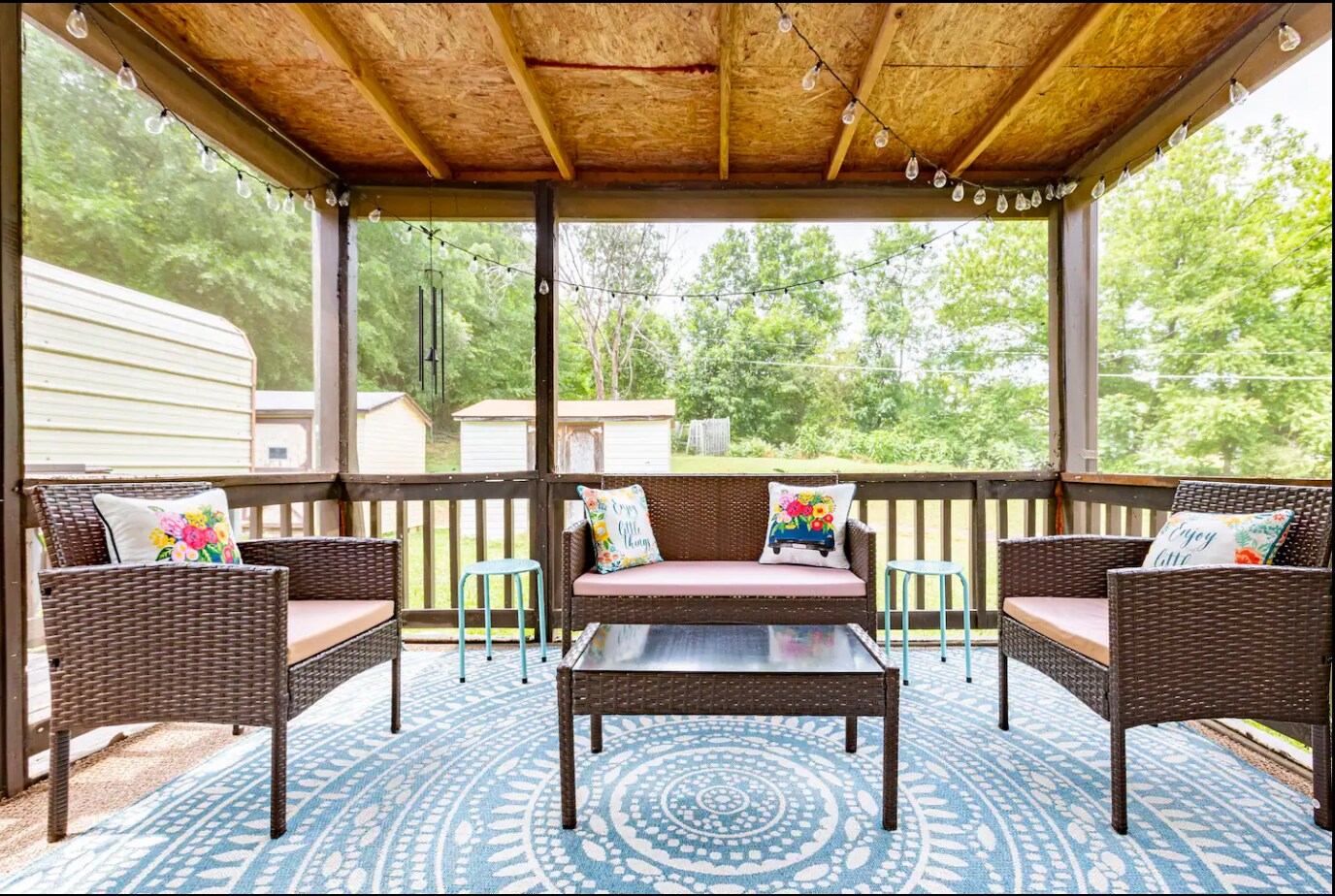 Building Photo - 392 Winchester Rd