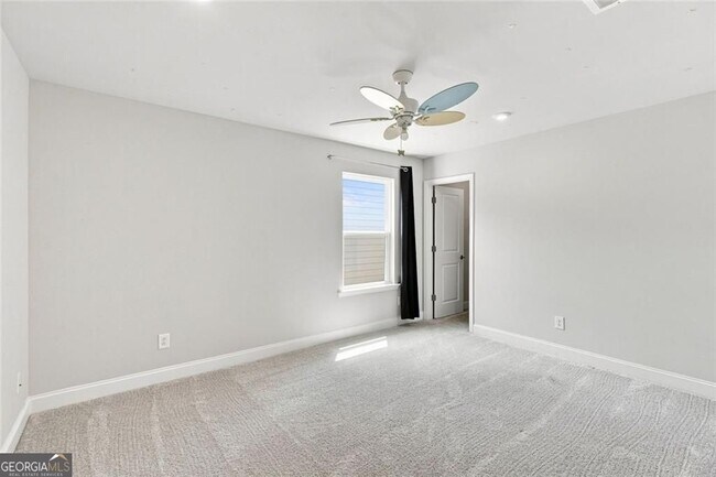 Building Photo - 406 Riverclub Rd