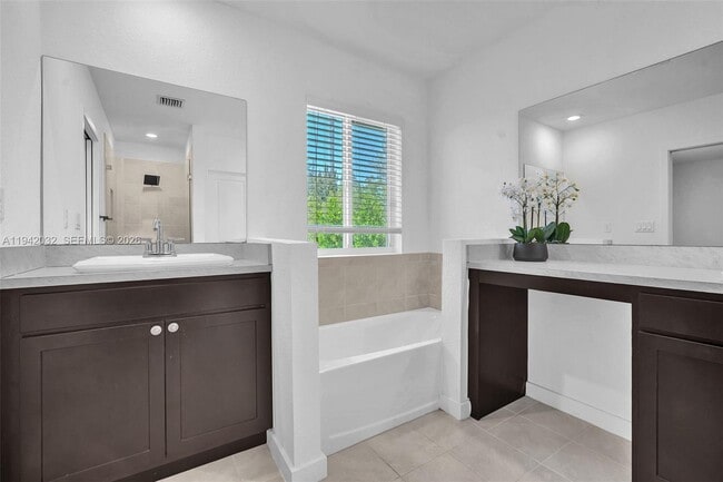 Building Photo - 20876 NW 9th Path