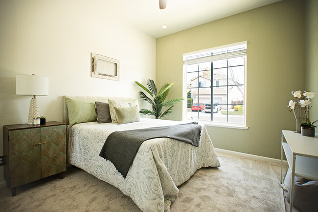 Building Photo - 563 Veneto Ct