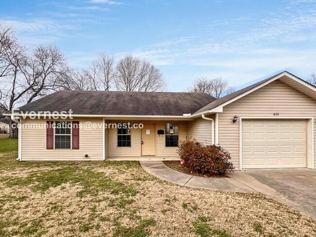 Building Photo - 613 Jefferson St