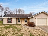 Building Photo - 613 Jefferson St