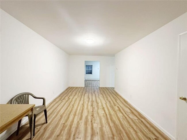 Building Photo - 108-51-10863 63rd Dr