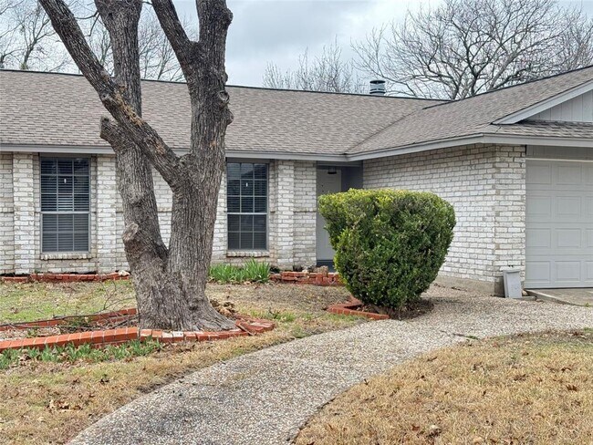 Primary Photo - 1700 W Mesa Park Dr