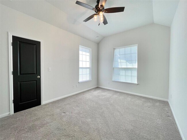 Building Photo - 5837 Bianca Dr