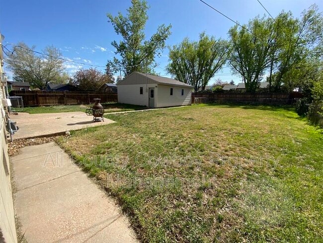 Building Photo - 1159 N 10th St