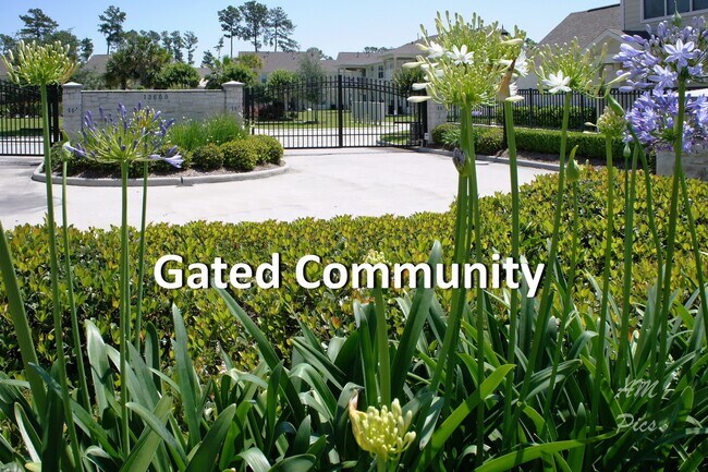 Building Photo - 13600 Breton Ridge St