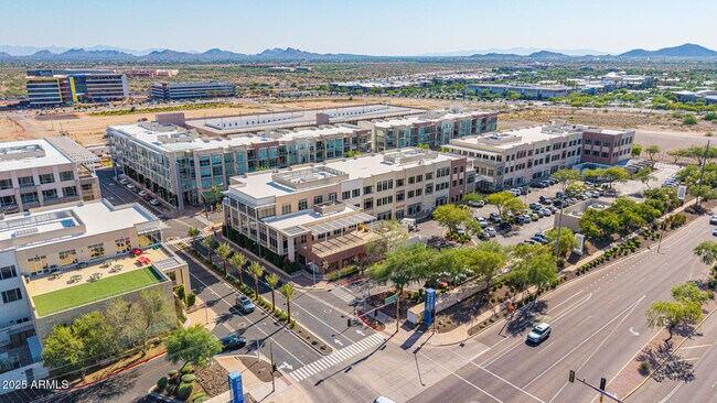 Building Photo - 5450 E Deer Valley Dr