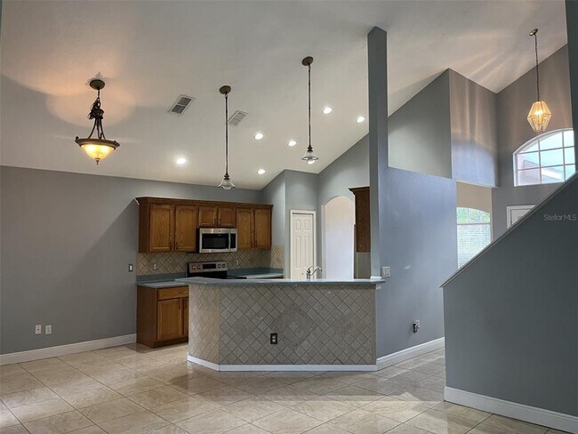 Building Photo - 2725 Crane Trace Cir
