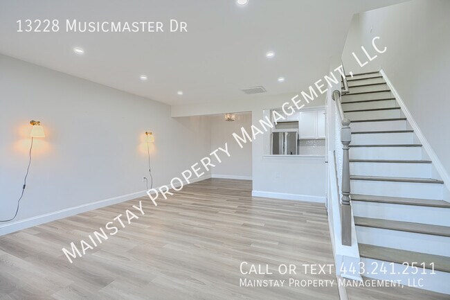 Building Photo - 13228 Musicmaster Dr