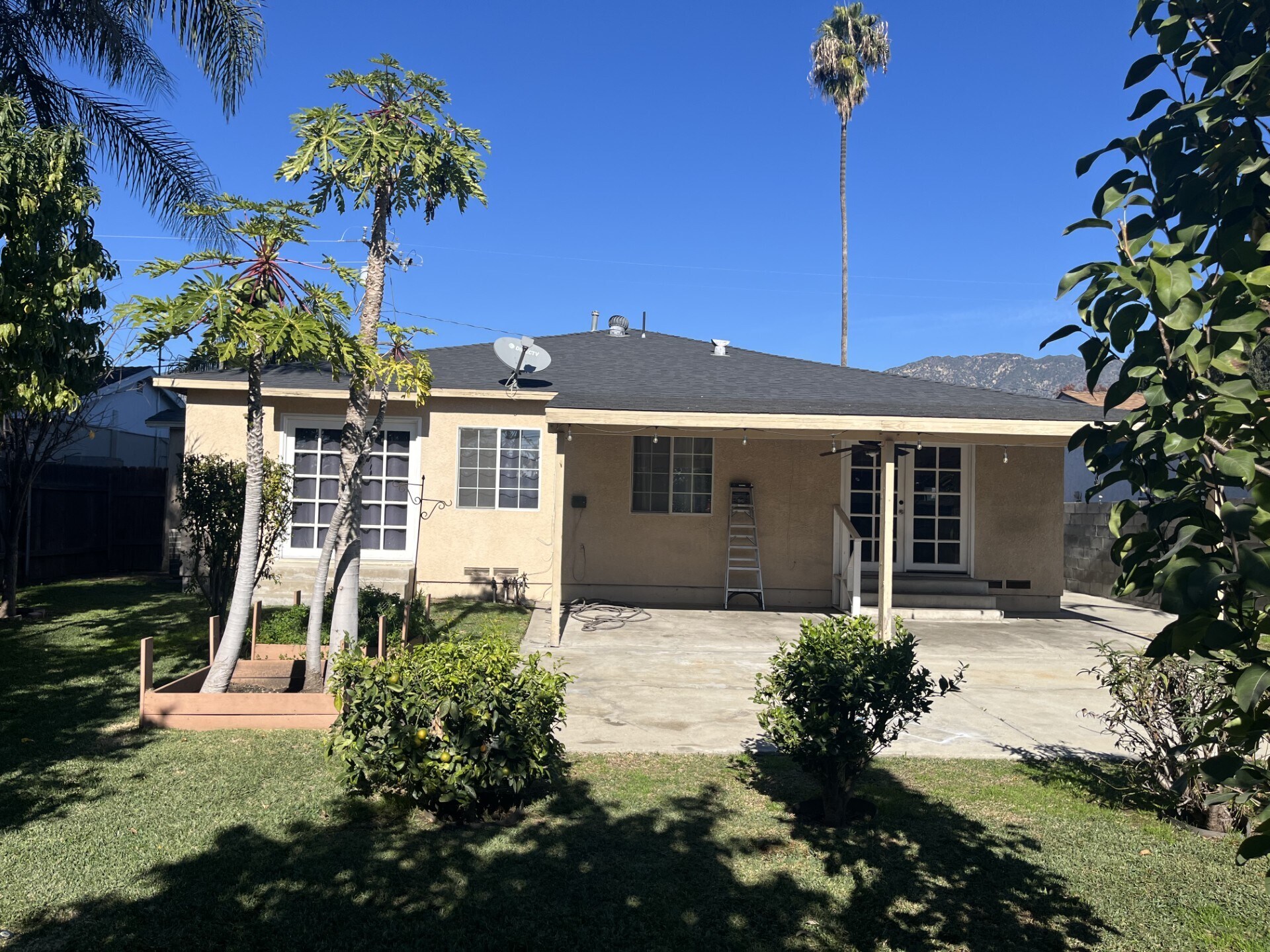 Building Photo - 1320 3 Ranch Rd