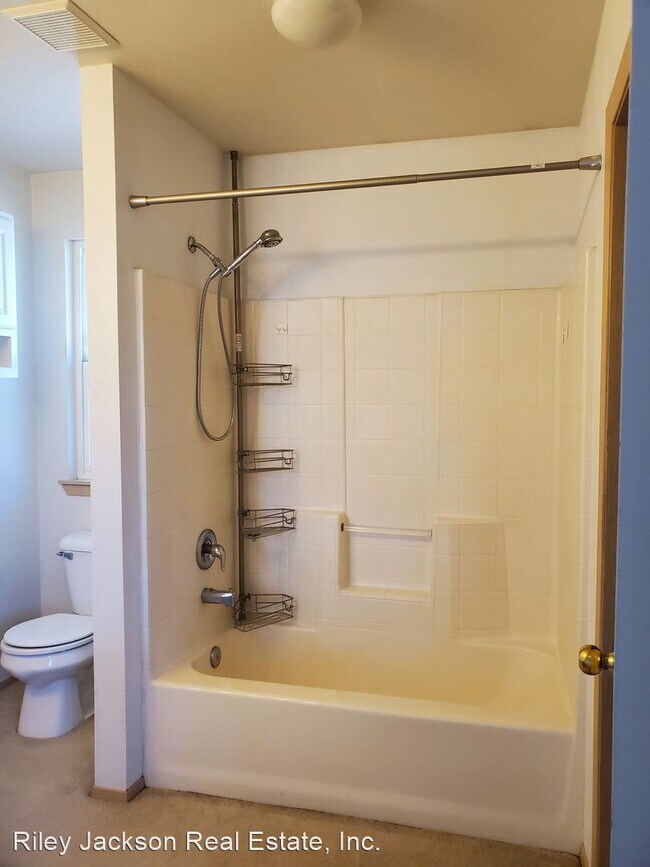 Building Photo - 3 br, 2.5 bath House - 5606 Mount Olympus ...